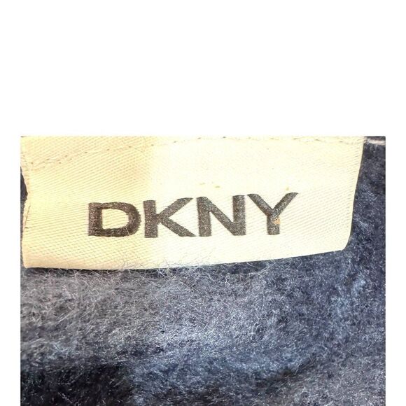 DKNY Fringed Navy Blue Throw Blanket 50.75" X 62" Wool Blend Donna Karan NY - Picture 5 of 6